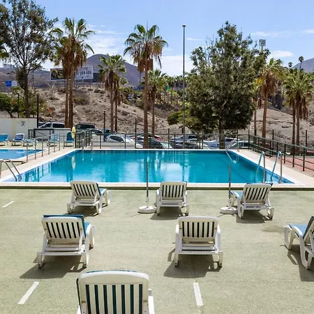 Apartamento Con Vistas Y Piscina En Playa de las Americas (Tenerife)
