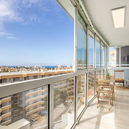 Apartamento Con Vistas Y Piscina En Apartman
