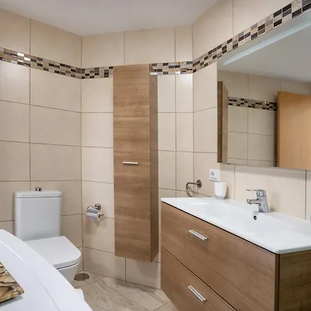 Apartamento Con Vistas Y Piscina En * Playa de las Américas